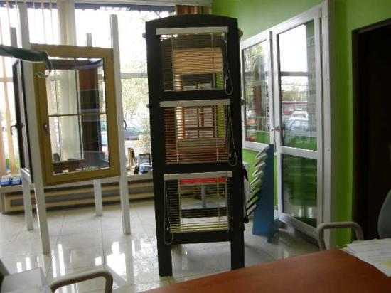 Ramen en Deuren Kozijnen PVC Hout Aluminium