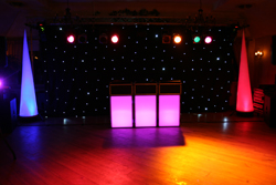 Soundmasters: Drive in shows voor al uw feesten en partijen