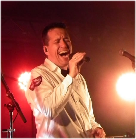 Mike Wever zanger/entertainer
