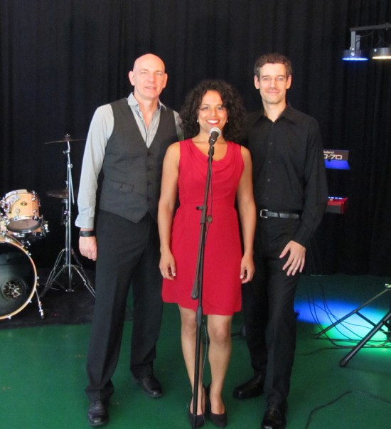Boek nu Party Central Coverband voor uw feest, band en DJ ineen!!! — foto 1