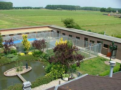 Hondencreche, 2 minuten van de A2
