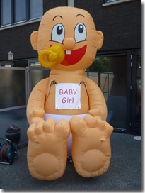 Huur een opblaas baby , opblaasfiguur Abraham, opblaasfiguur Sarah in Hilversum en omstreken!