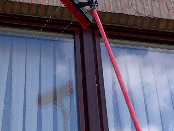 Glazen wassen/ ramen wassen/ algemene schoonmaak