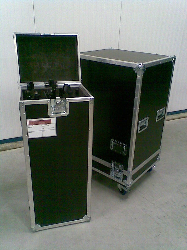 Flightcases en meatracks op maat.