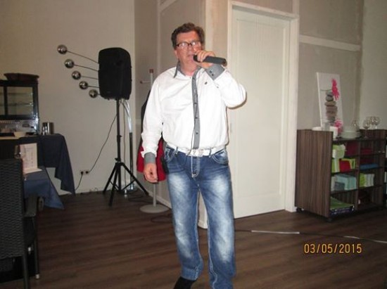 Heeft U een feestje en geen muziek