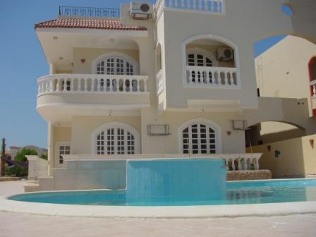 Luxe appartement te huur met prive zwembad in Hurg