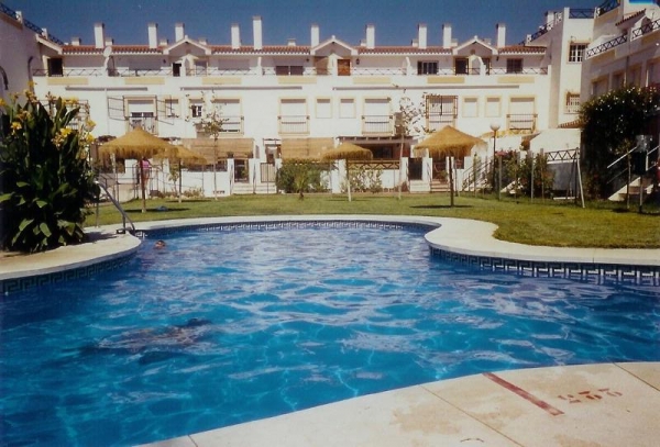 TORREMOLINOS TE HUUR APPARTEMENT